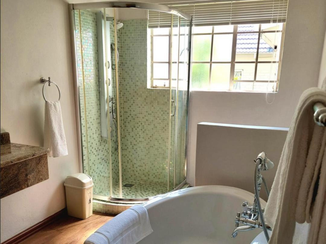Art And Soul Restaurant, Accommodation, French Bar And Art Gallery Parys Quarto foto